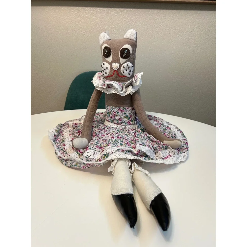 Handmade Folk Art Cat Doll Set Mother and Kitten Floral Lace Tiered Dress Felt